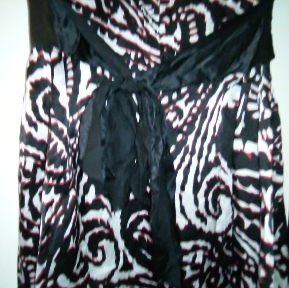 💖Unique design Silk dress💖 - Picture 9 of 13